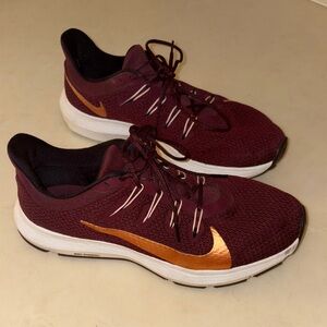 Nike Quest 2 Burgundy/Bronze
